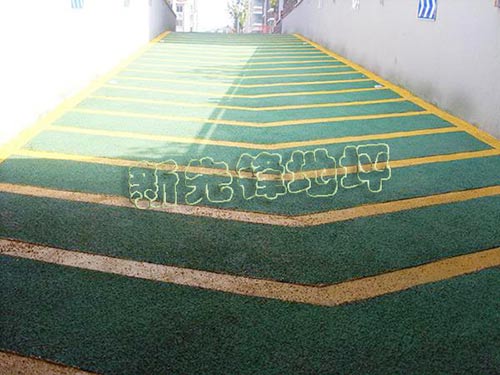 無震動(dòng)防滑坡道